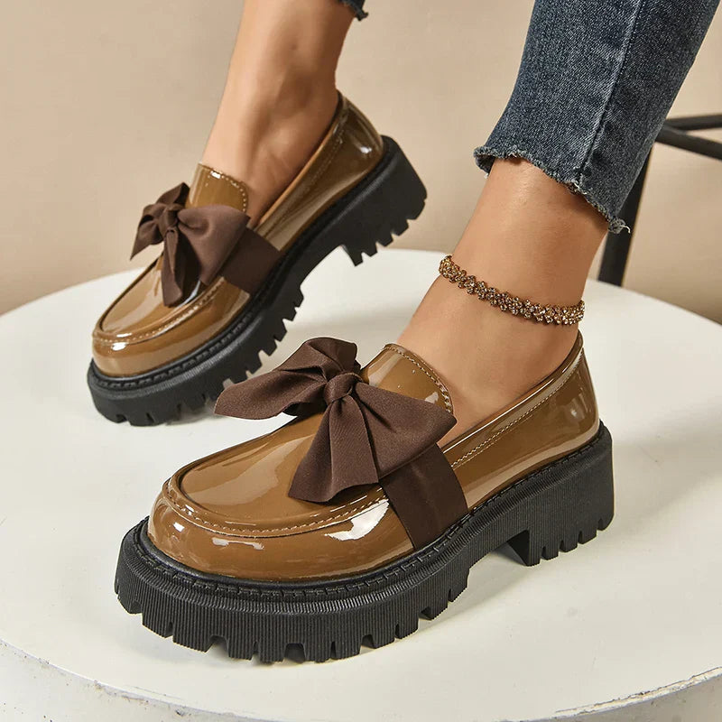 Batya - Sapatos Elegantes Antiderrapantes com laço