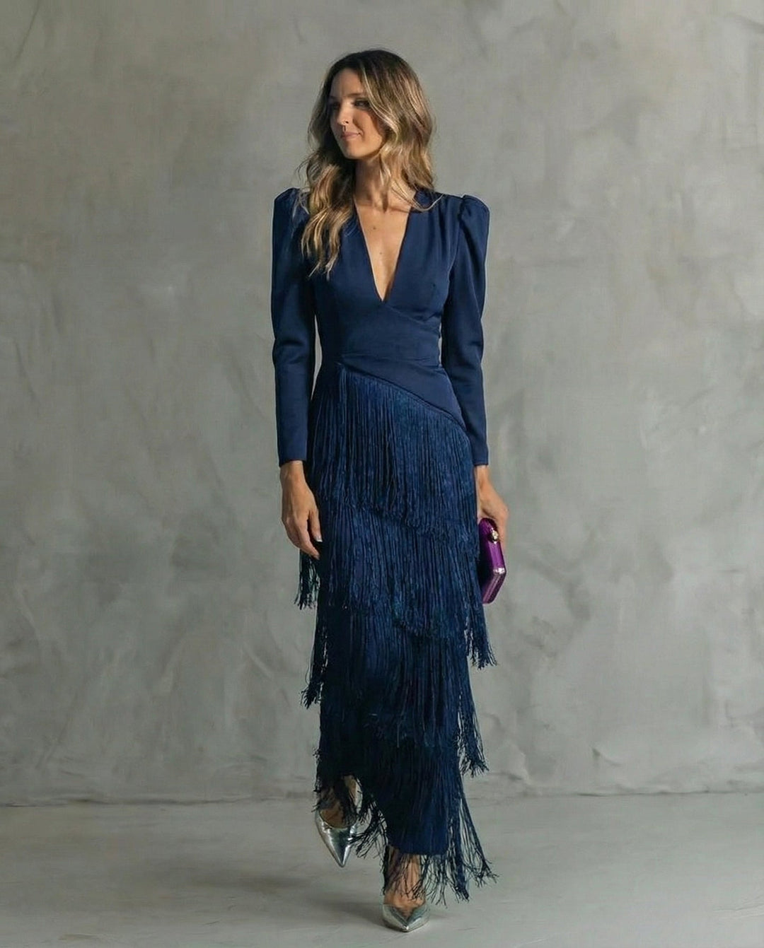 Nipuni - Vestido Elegante Com Mangas Com Franjas