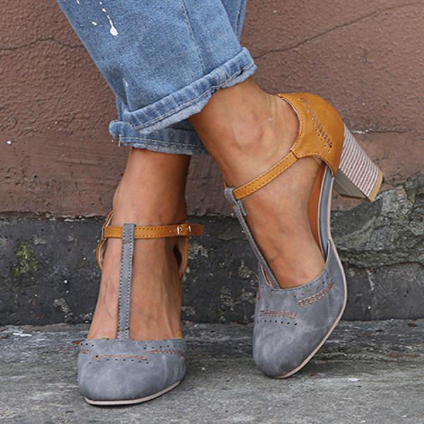 Minha - Sapatos Com Salto Grosso e Tira em T