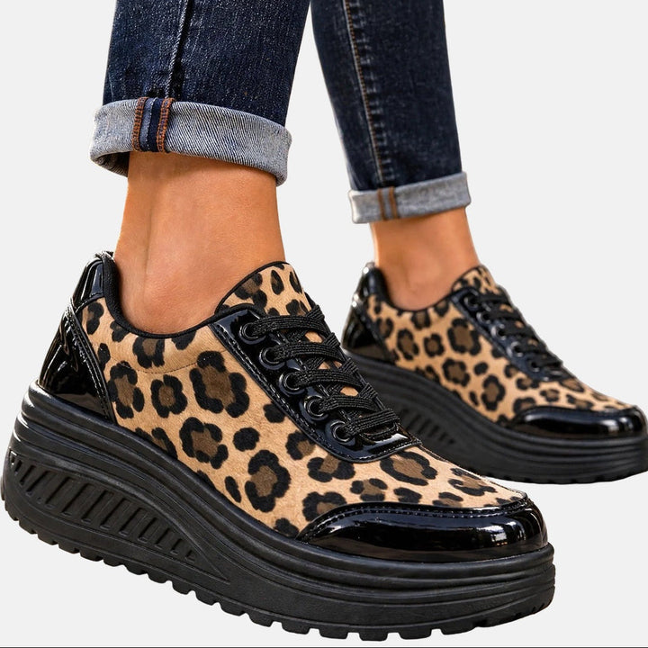Alika - Ténis Com Cunha E Estampado De Leopardo