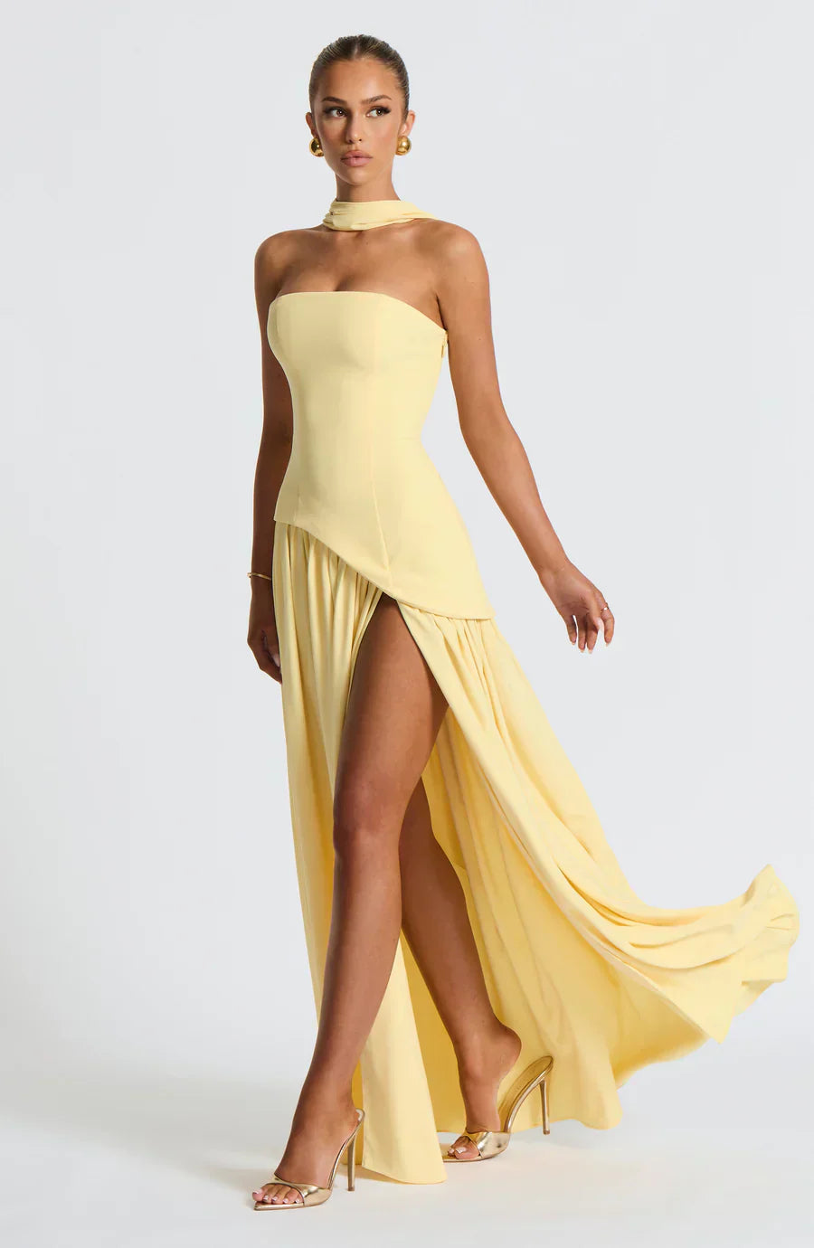 Zalfaa - Vestido Longo Elegante Sem Mangas
