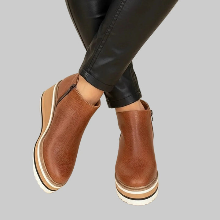 Sevilay - Botas de Cano Curto Com Salto em Cunha e Fecho de Correr