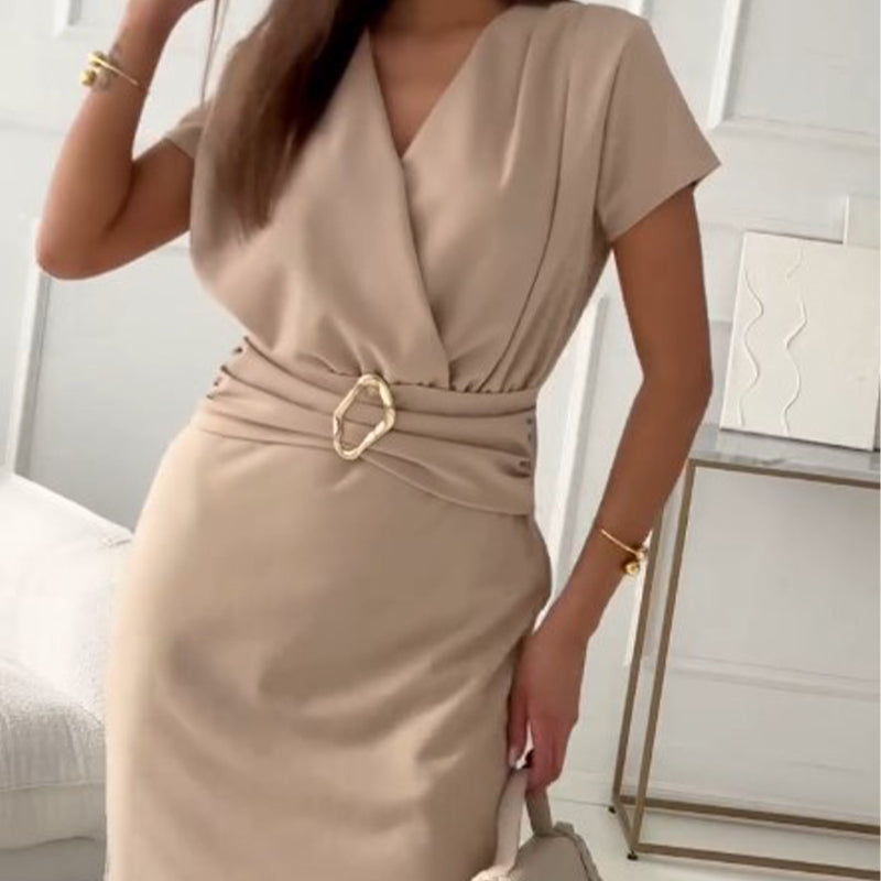 Jaclyn - Vestido curto com Decote em V, Mangas Curtas e Cintura Marcada