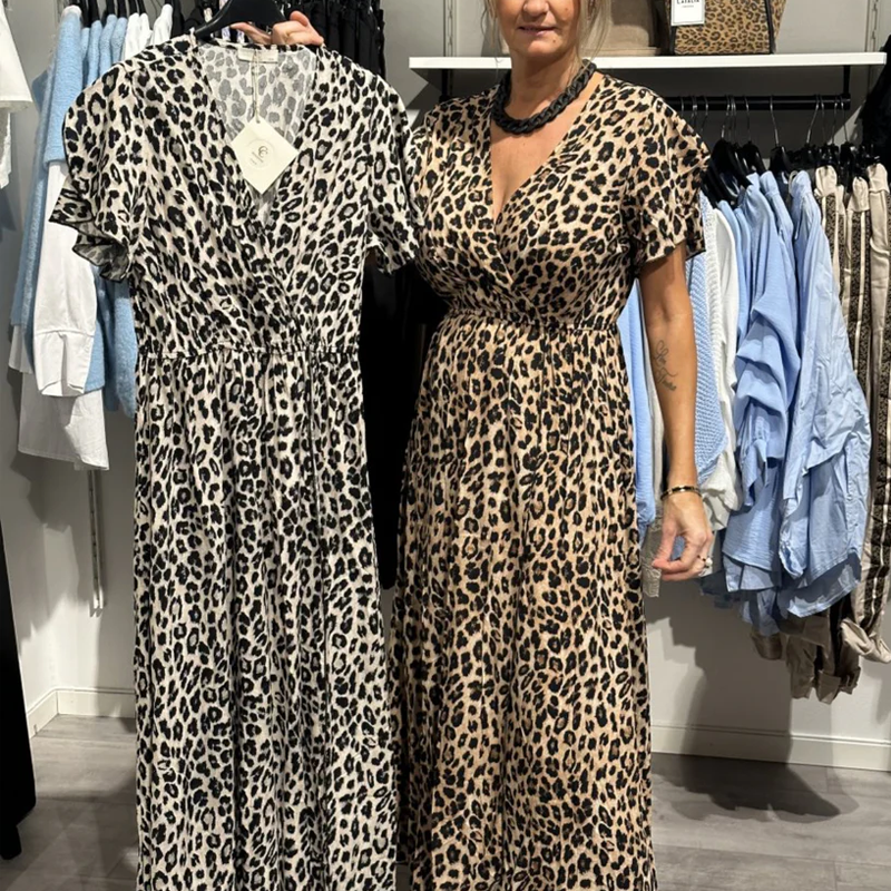 Sirina - Vestido Longo Com Padrão De Leopardo