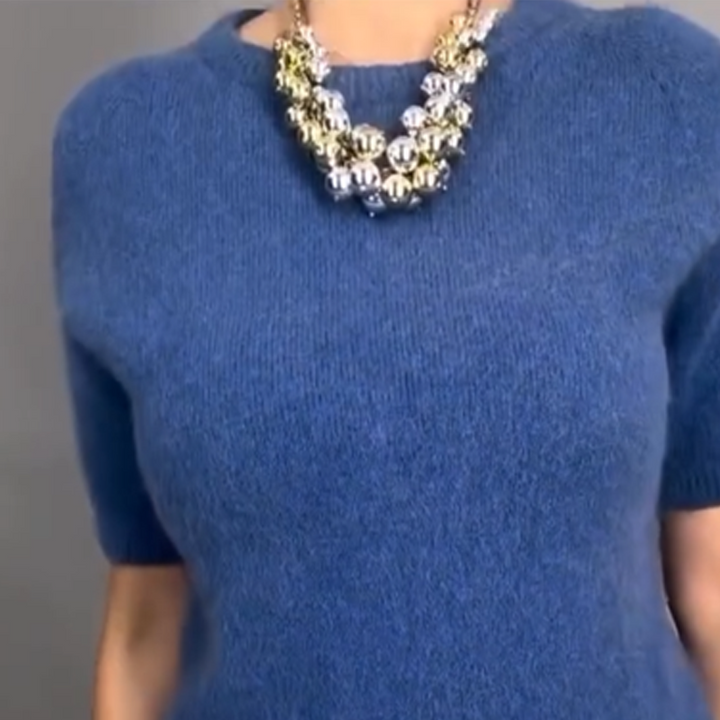 Nirosha - Top de Malha Com Padrão Floral Elegante e Saia Midi