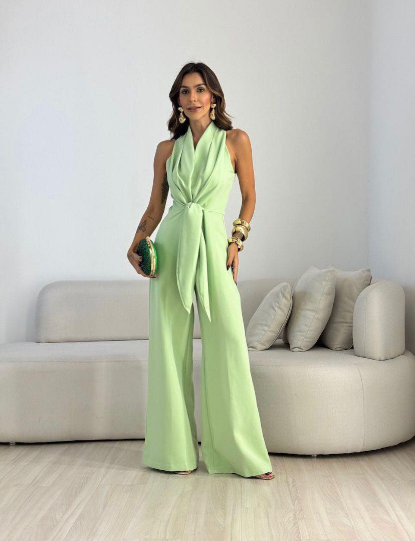Kamwi - Macacão Elegante Com Decote Drapeado e Pernas Largas