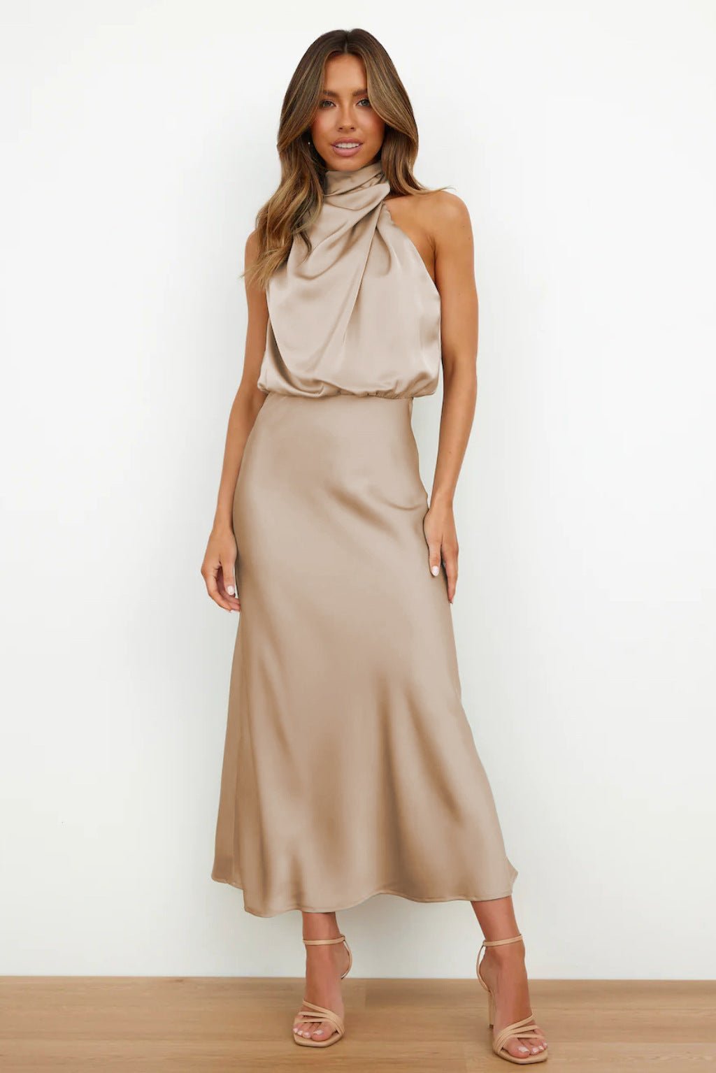 Aukje - Vestido Maxi Elegante Sem Mangas Em Cetim